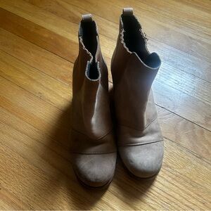 SOREL Evie Women's Taupe Brown Leather Ankle Booties